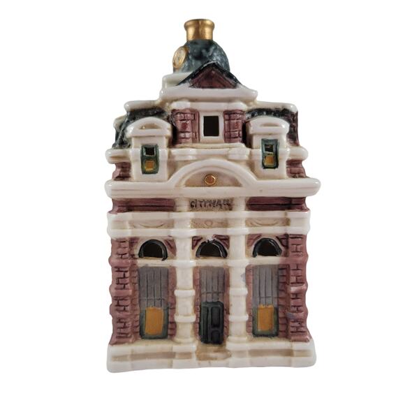 Vintage 5” Christmas Village Holiday Ceramic City Hall, Porcelain Miniature - Picture 8 of 16